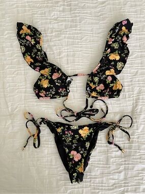 Beach Bunny Black Floral Ruffle Tie Bikini Set Swimsuit size S